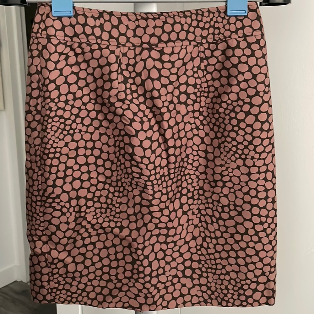 Loft size 0P pink and brown pebble print pencil skirt
